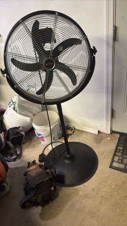 Utilitech pro. Fan