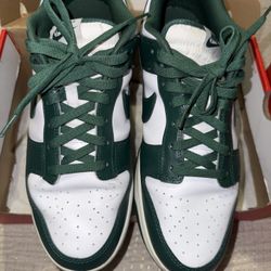 Nike Dunk Low Michigan