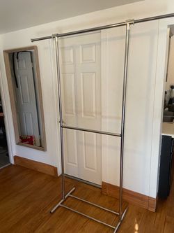 Clothing rack