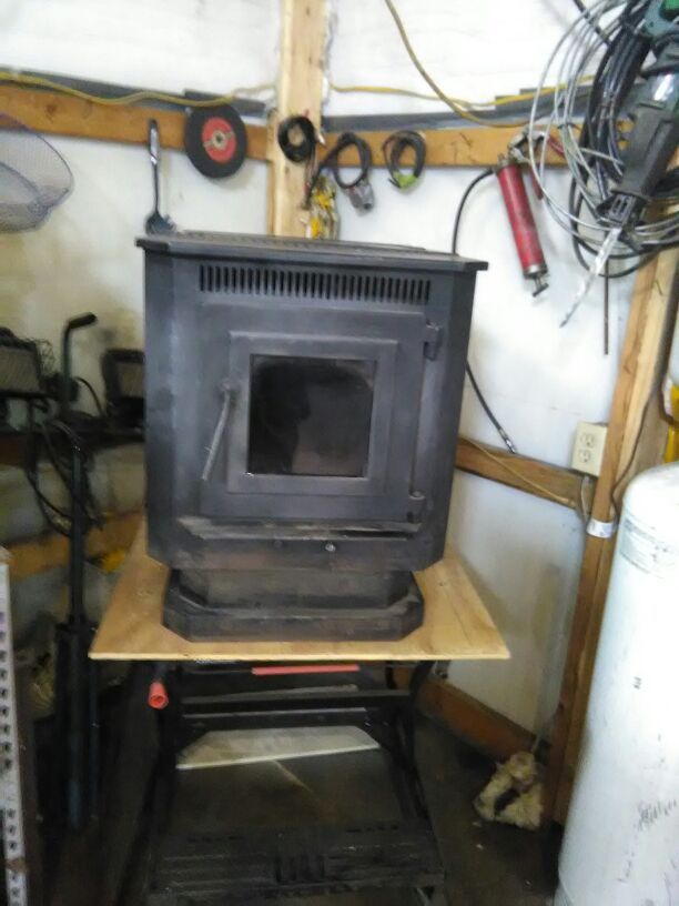 England pellet stove 25-pdvc/55-shp10 for Sale in Parker, PA - OfferUp