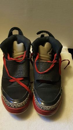 Size 7 Jordans in good condition looking to sell ASAP
