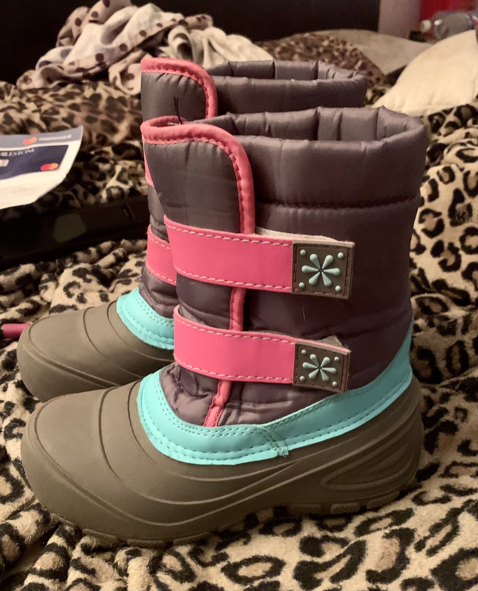 Size 1 Girls Snow Boots