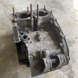 Yamaha Banshee Cases NEEDS REPAIR!!!