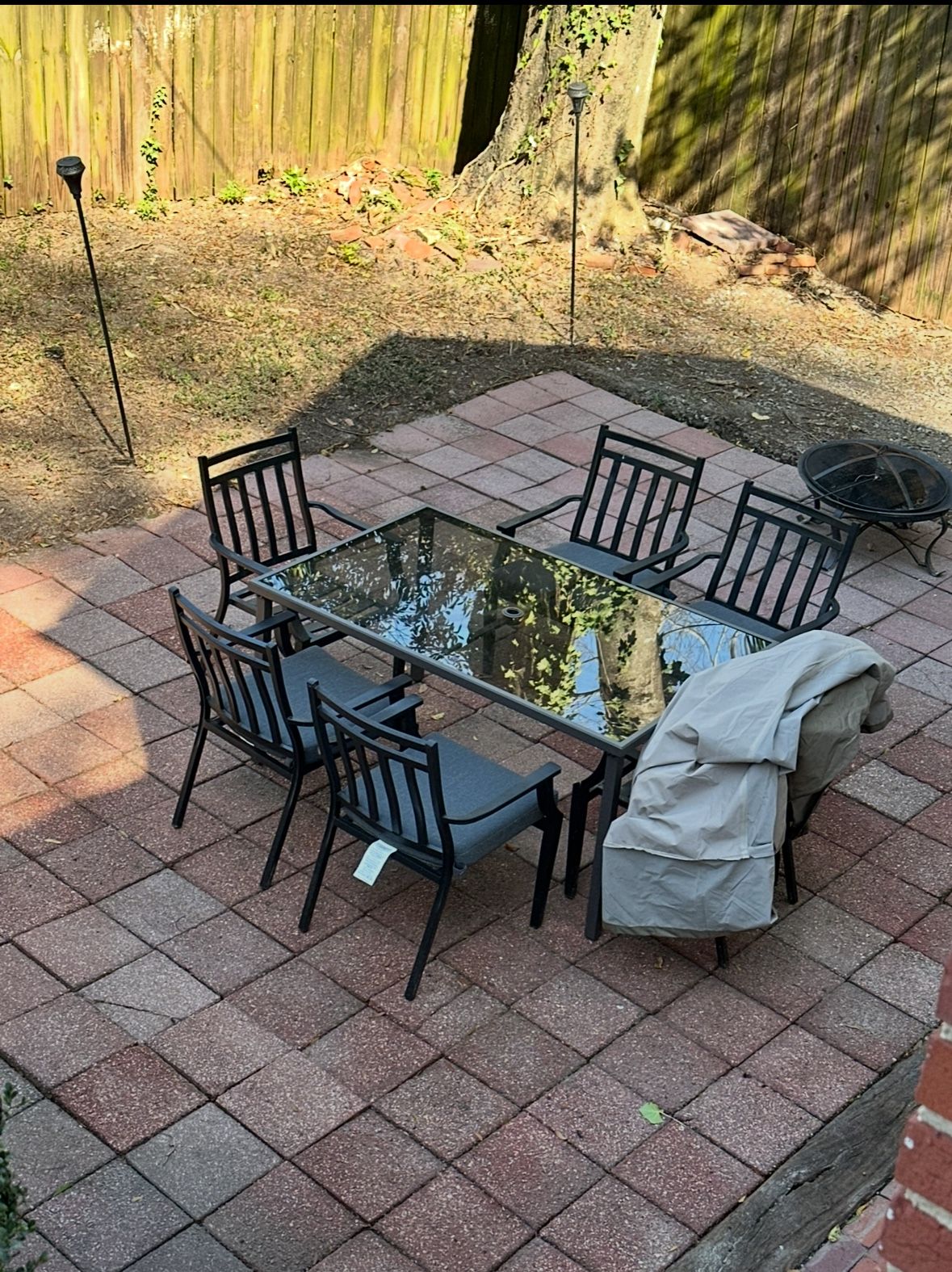 Out Door Table And Chairs