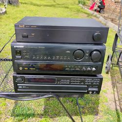3 Piece Stereo Receiver- Amp- CD Player Combo