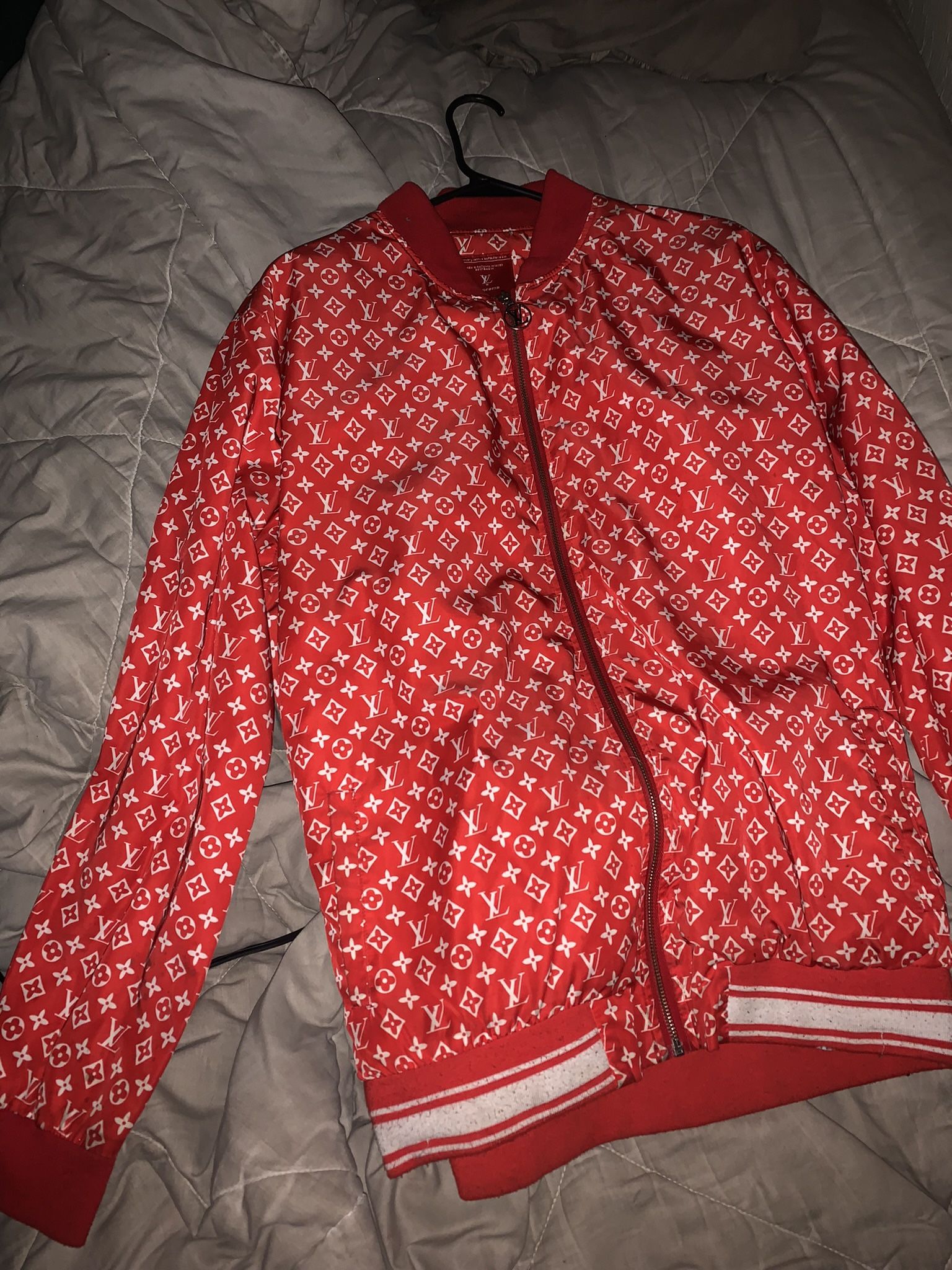 Supreme lv