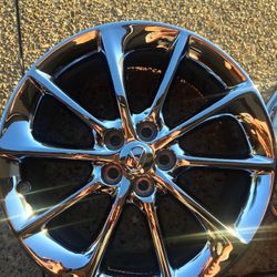 Lexus Ct Rims Used …. One Rim Almost New. (4)