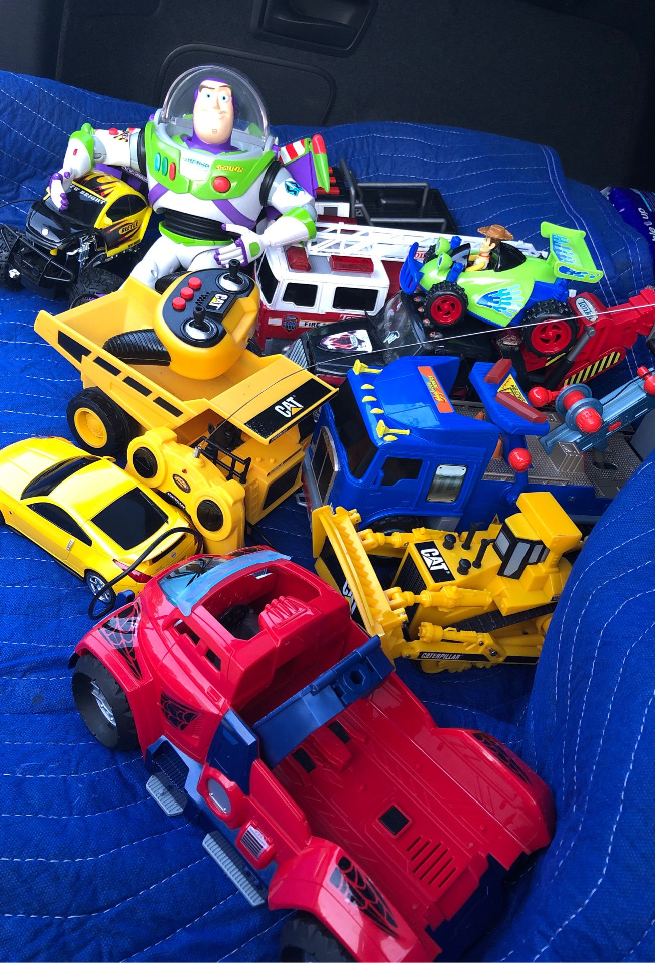 Big car toys lot plus 2 remote toys