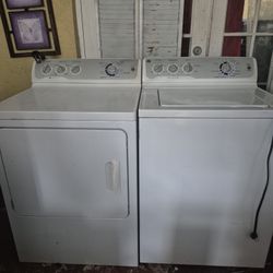 Ge Washer And Dryer Set 