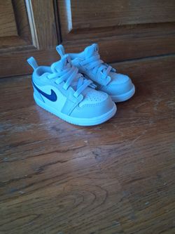 New Jordan de bebes