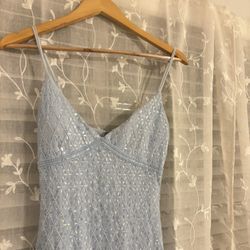 “Dovie Sequin Beaded Mesh Column Dress” 