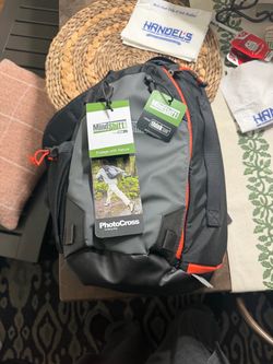 Think Tank MindShift PhotoCross 10 Sling Bag for Camera and Photo Accessories, 7.5 Liters (Orange Ember)