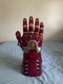 Avengers Marvel Legends Series Endgame Power Gauntlet