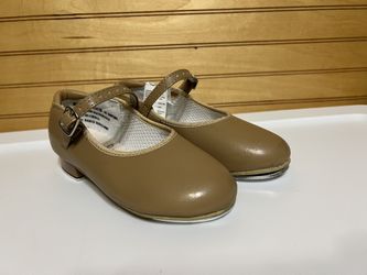 Girl’s Tap Shoes