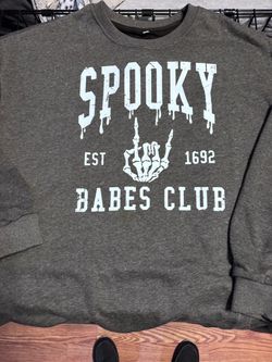 Spooky Babes Club Sweatshirt 2xl. Halloween shirt