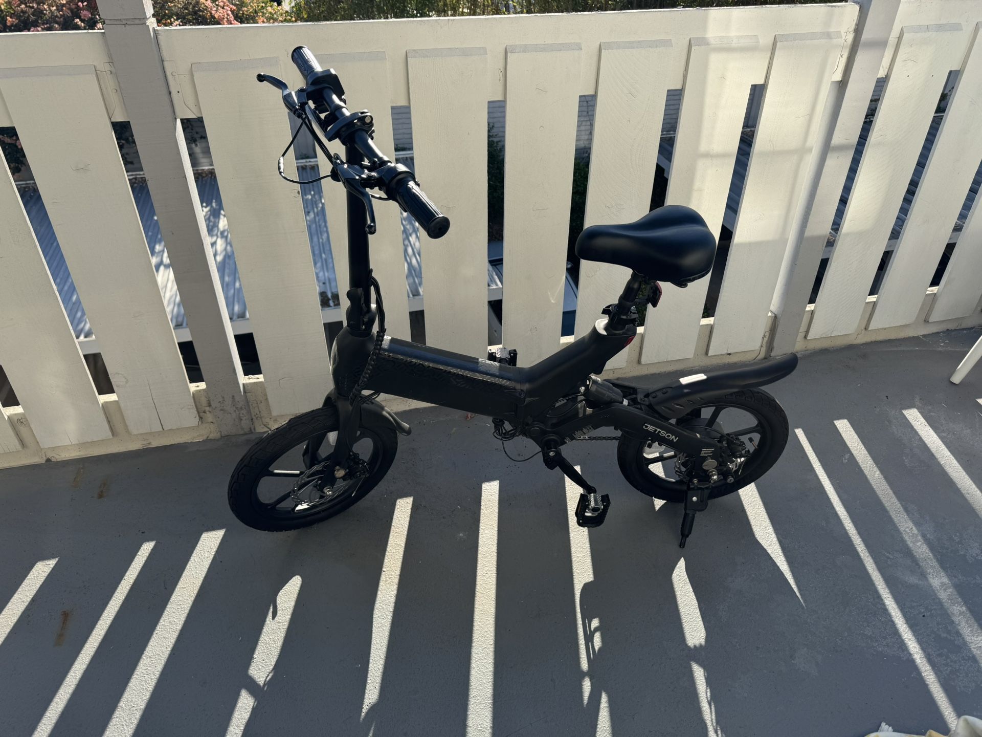 Jetson E Bike (for Parts Only) Battery Works! 