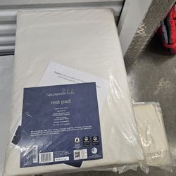 Daycare restpad mat 5 and 3 covers new