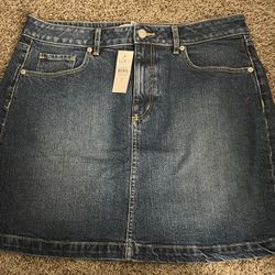 NWT Loft Brand Jean Skirt Women’s Size 8