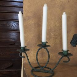 Beautiful center piece or decorative candle holder, metal