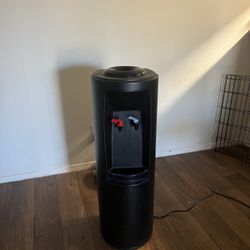 Hot and Cold Water Dispenser 