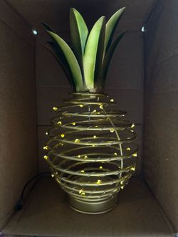 Pineapple Lamp