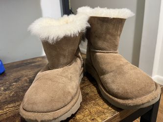 Child Size 12 Ugg Boots