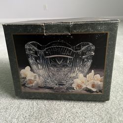 Vtg Crystal Clear Signatures Darlington 8.5” Candy Bowl 24% Lead Crystal Poland