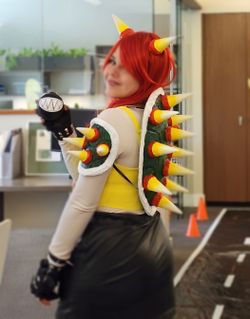 Women's Bowser Armor Costume Set Spiked Shell Horns Red Wig
