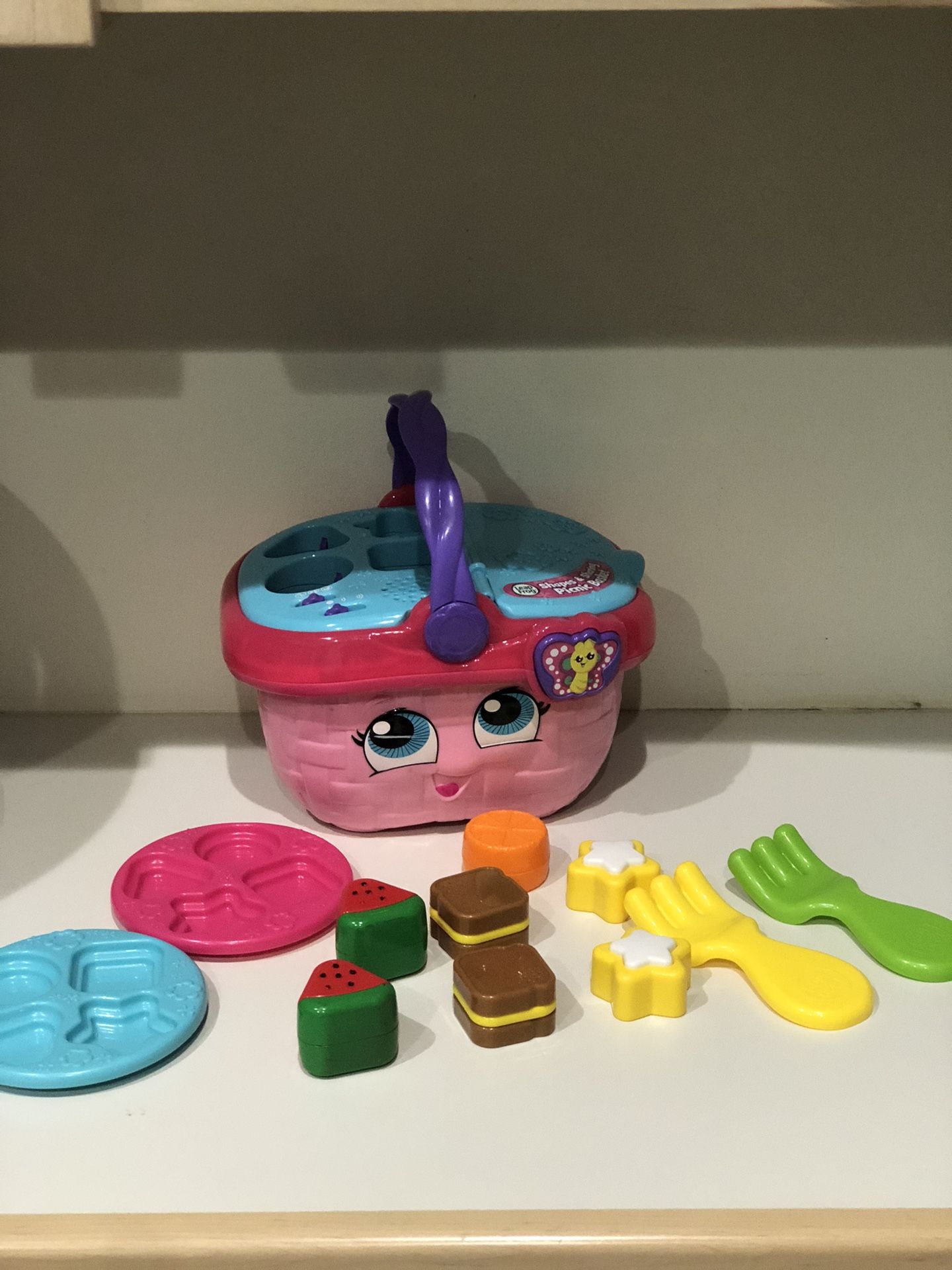LeapFrog Picnic Basket