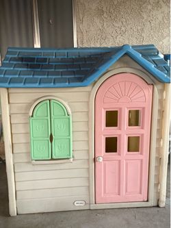 Little tikes kids play house
