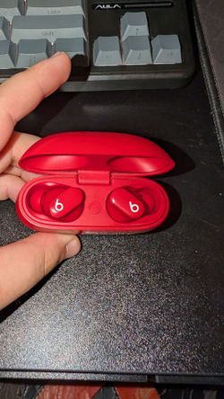 Beats Studio Buds