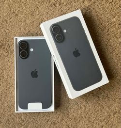 iPhone 17 (256GB) Brand New Open Box T-Mobile