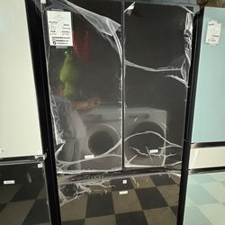 April Blowout Sale 🚨 Samsung Bespoke Refrigerator in Black Glass 🚨