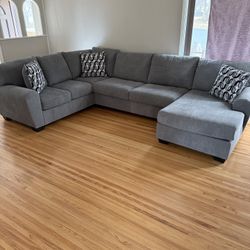 Large gray Sectional