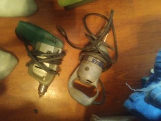 2 OLDER STEEL DRILLS BOTH HAVE CHUCKS