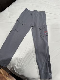 Nike L
