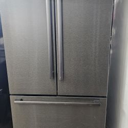 Refrigerator Black Stainless Steel Counter Depth Work Great Have Warranty Available 