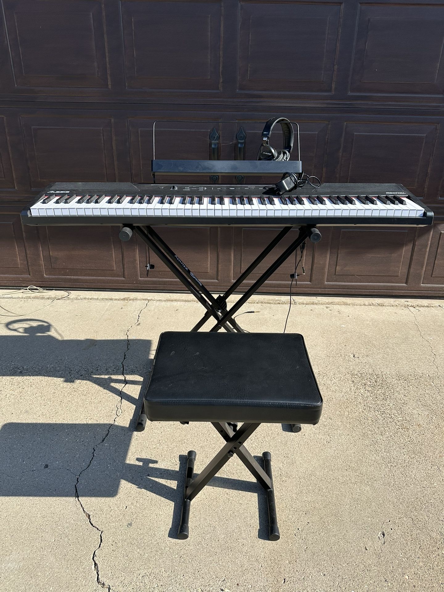 Alesis Keyboard