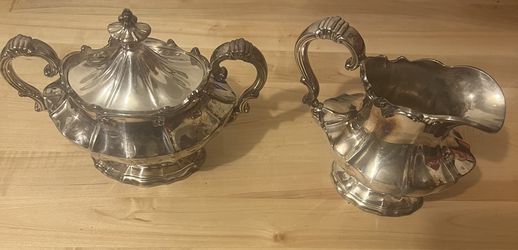 Reed And Barton Victorian 6700 2 Piece Set