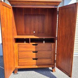 HUGE FLASH ESTATE SALE TODAY ONLY😃😯9-6pm! ALL MUST GO!! ROCK BOTTOM PRICES💯TONS MORE! Bring a Trk