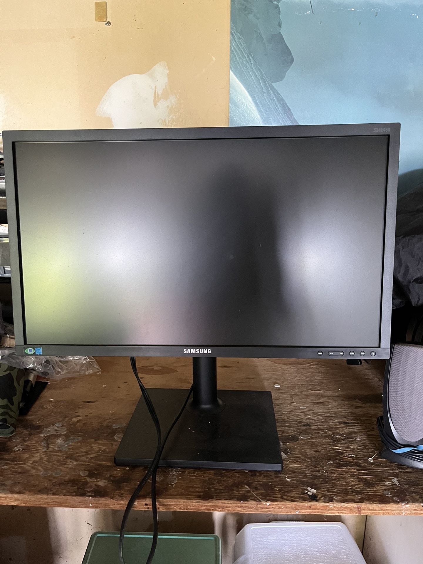 Samsung Computer Monitor And Speaker