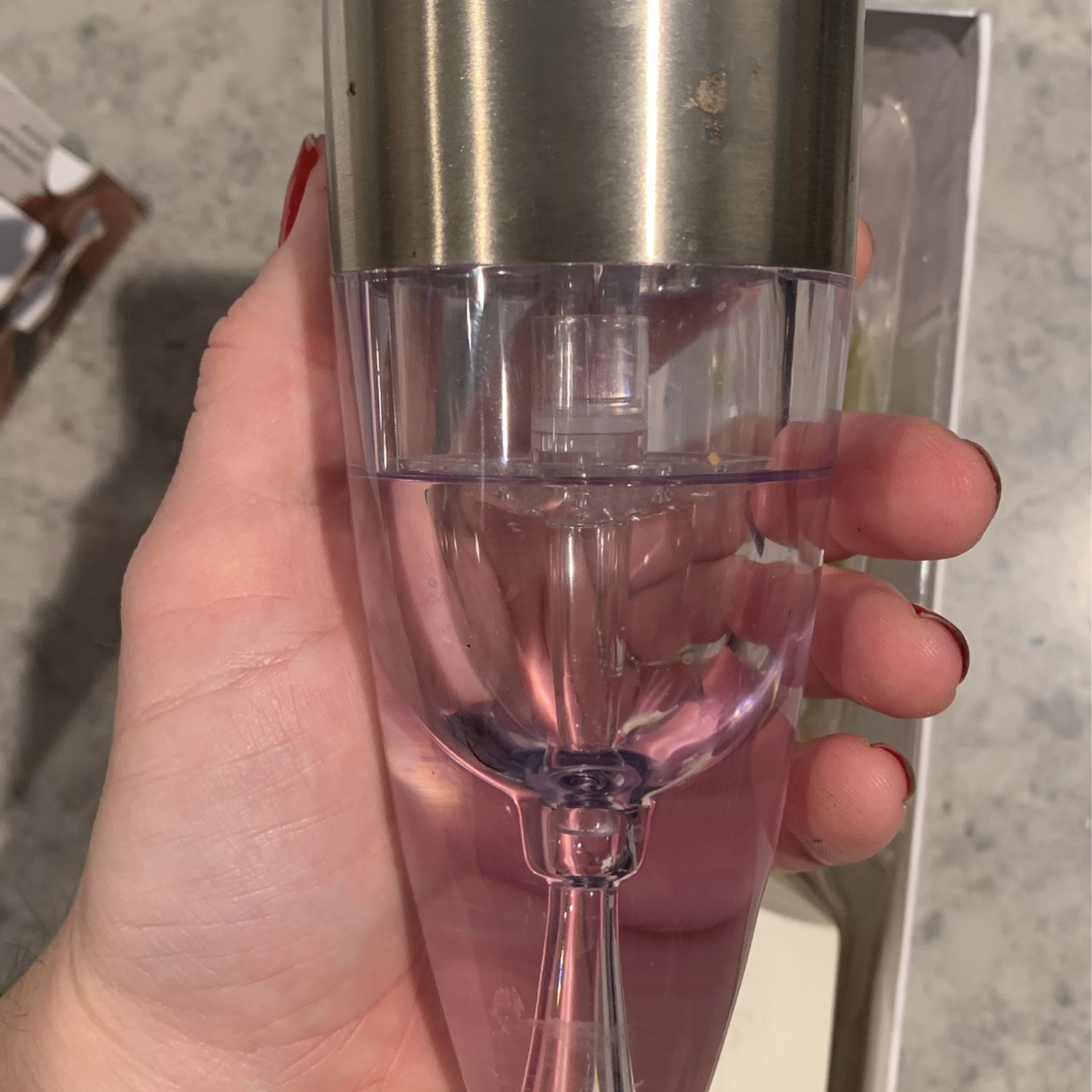 Host Twist Adjustable Aerator
