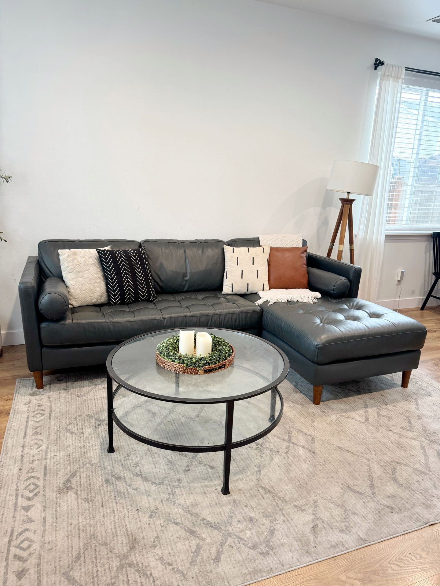 Like New Leather Sectional Couch 