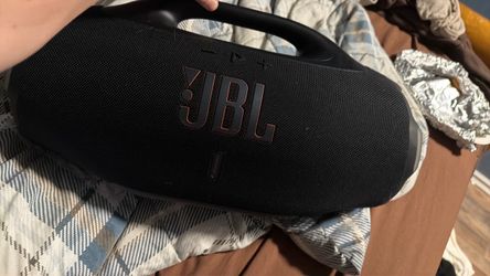 Jbl boombox4 speaker