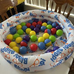 Blippi Inflatable Ball Pit With 43 Balls