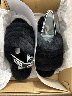 Ugg Slippers W7