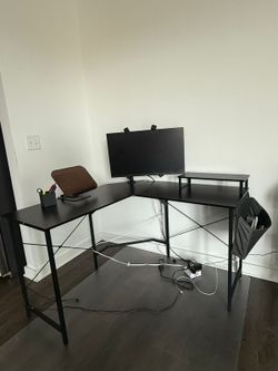 L-shape Desk