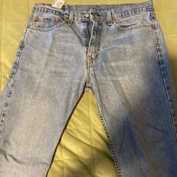 Levi’s 34-34 Straight Jeans 