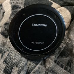 Samsung  Wireless Fast Charger