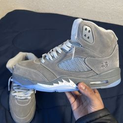 Jordan 5s Wolf Grey